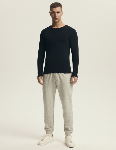 Podkoszulek Move 43000 Czarny Henderson